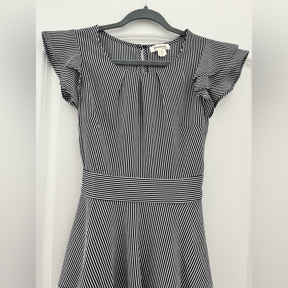 Monteau, Size Small Blouse